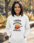 bluza-dla-zony-z-kapturem-nalesnik-biala
