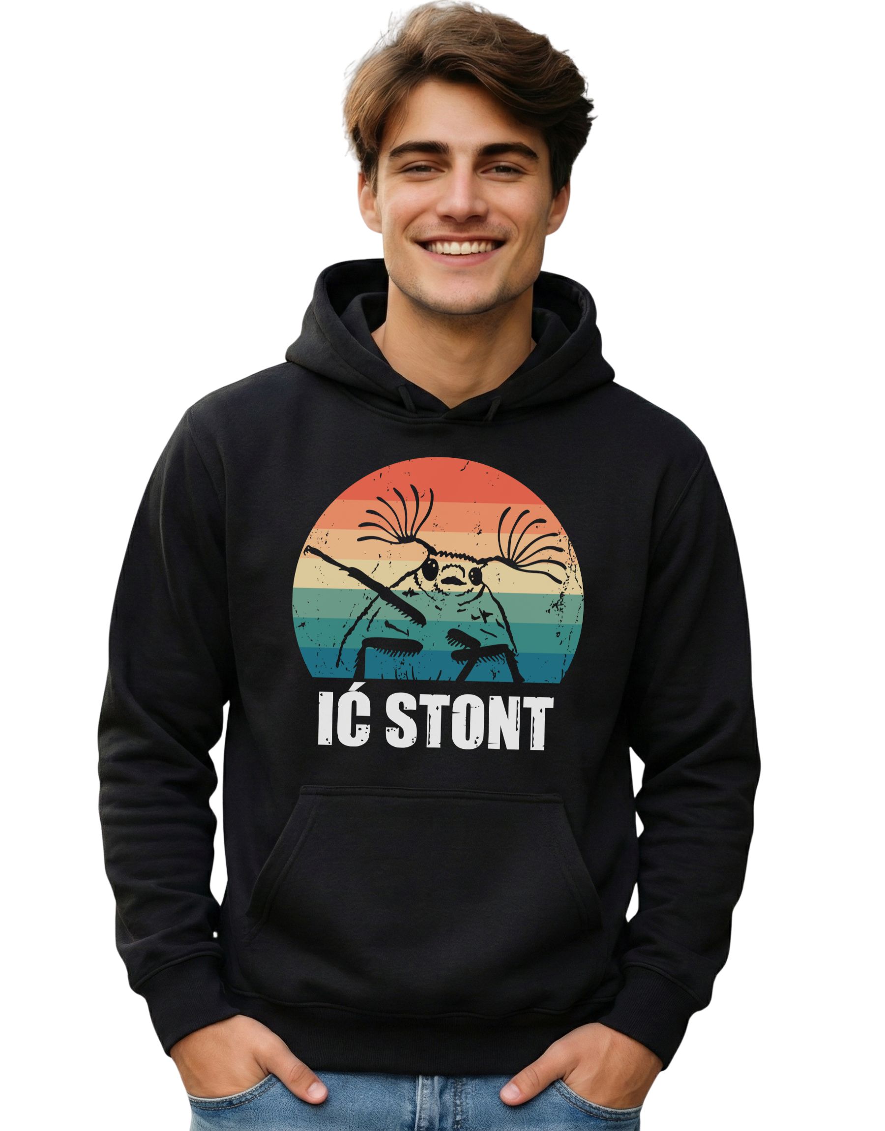 bluza-ic-stont-z-kapturem-czarna-model-2 czarna bluza z kapturem z napisem 'Ić stont' zaprezentowana na modelu