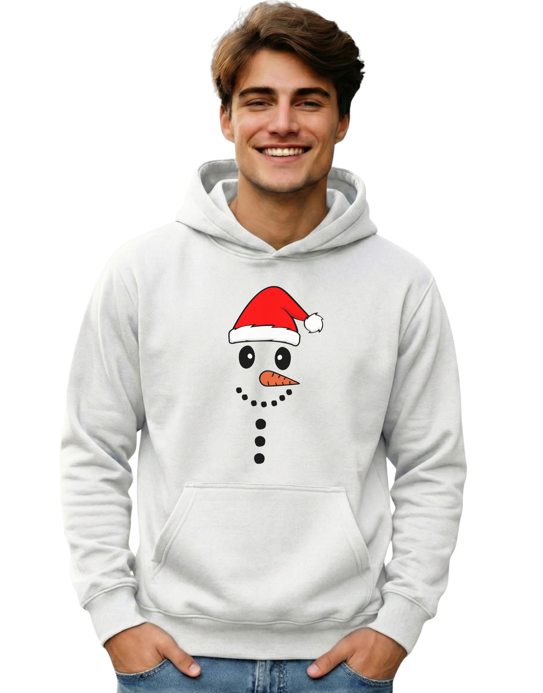 bluza-swiateczna-z-kapturem-balwan-biala-model-1 biała bluza świąteczna z kapturem z grafiką przedstawiającą wesołego bałwana w czapce Świętego Mikołaja zaprezentowana na modelu