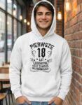 bluza-z-kapturem-prezent-na-urodziny-pierwsze-18-lat-biala