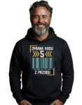 bluza-z-kapturem-urodzinowa-5-z-przodu-czarna