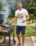 koszulka-grill-keep-it-smoky-biala